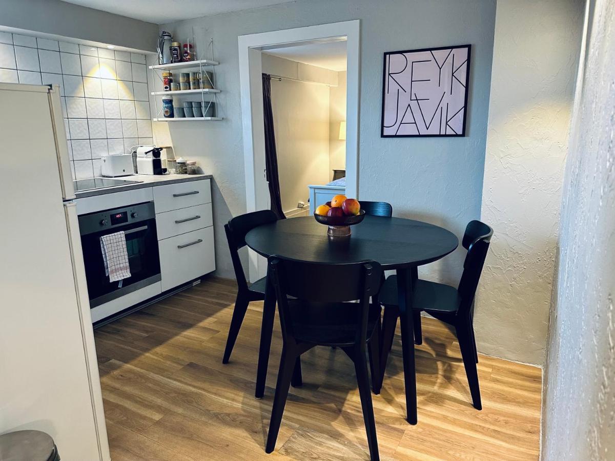 Castle Inn Apartments - Downtown Keflavík Eksteriør bilde